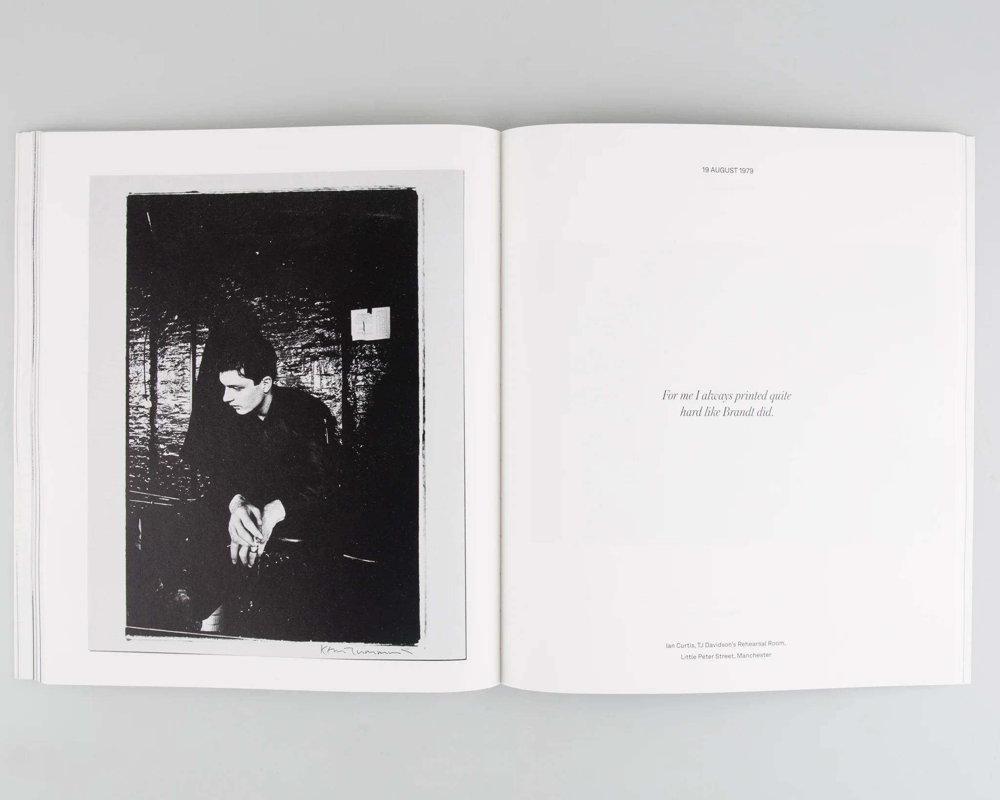 Archivum: Vintage Joy Division Prints - Image 7