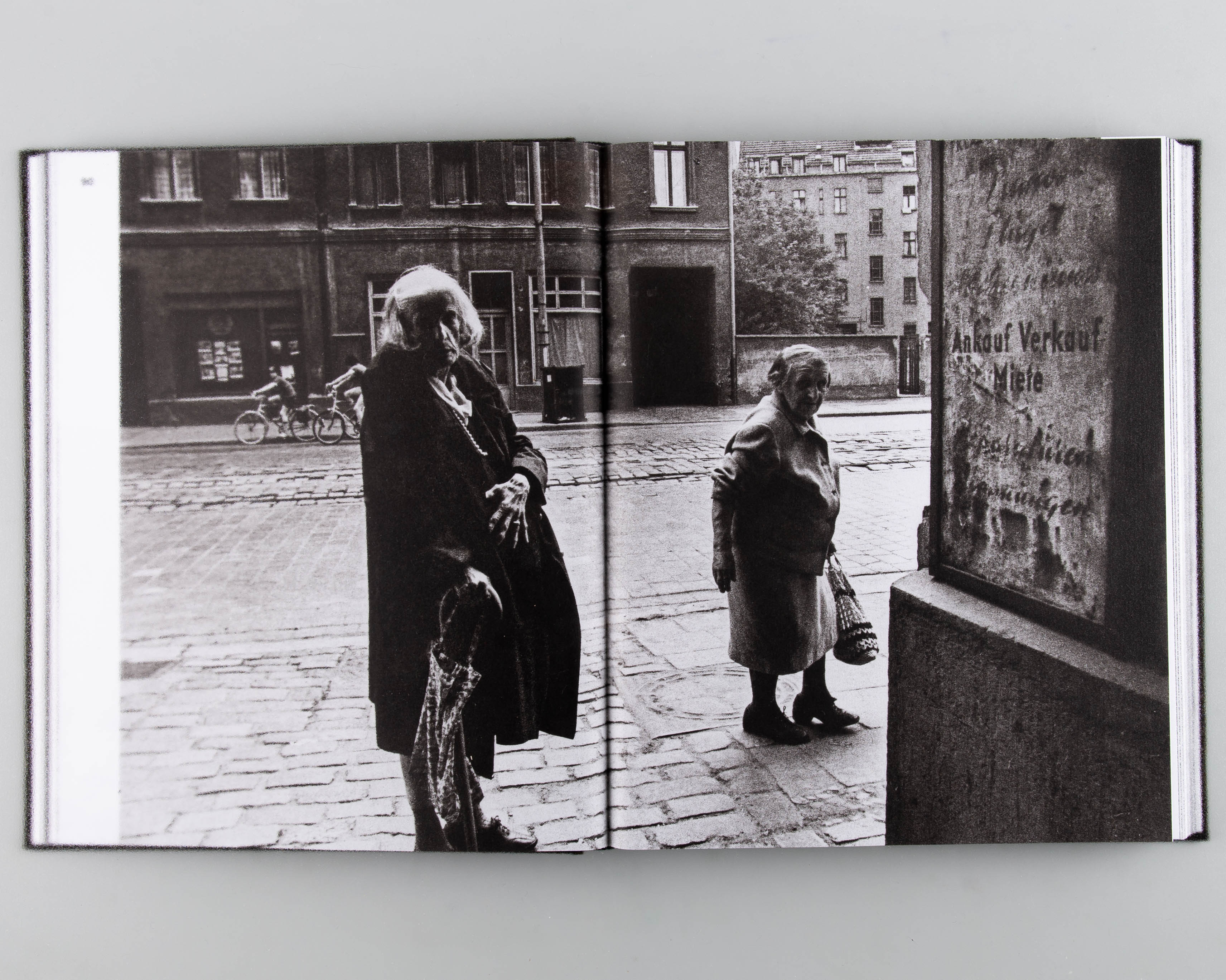 Berlin on a Dog’s Night - Image 7