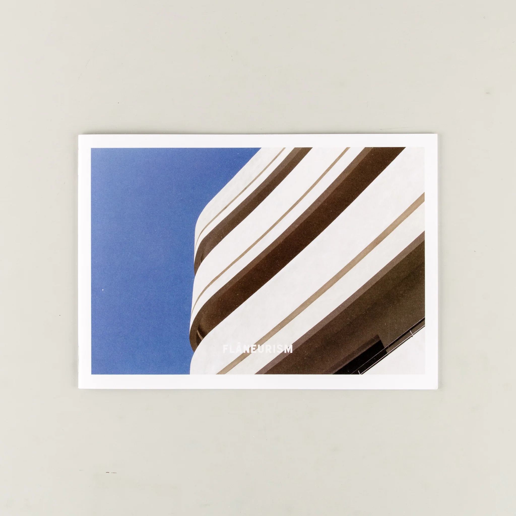 Bauhaus White City - Flaneurism #06
