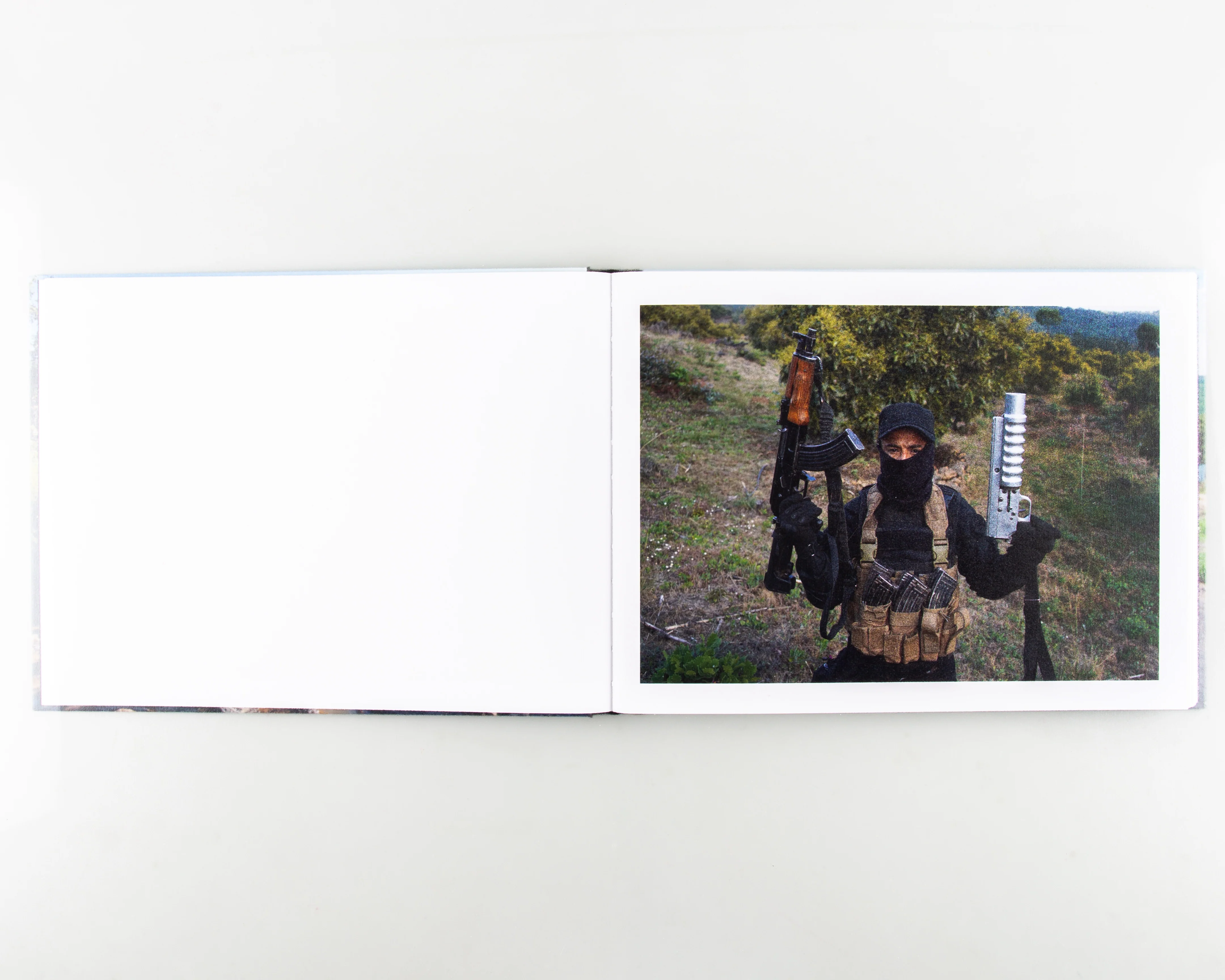 CUATRO LETRAS - Image 10