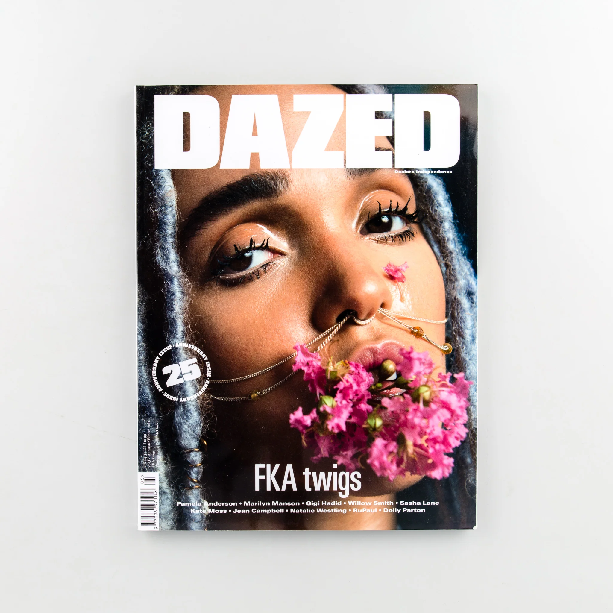 Dazed 25th Anniversary Issue - Image 4