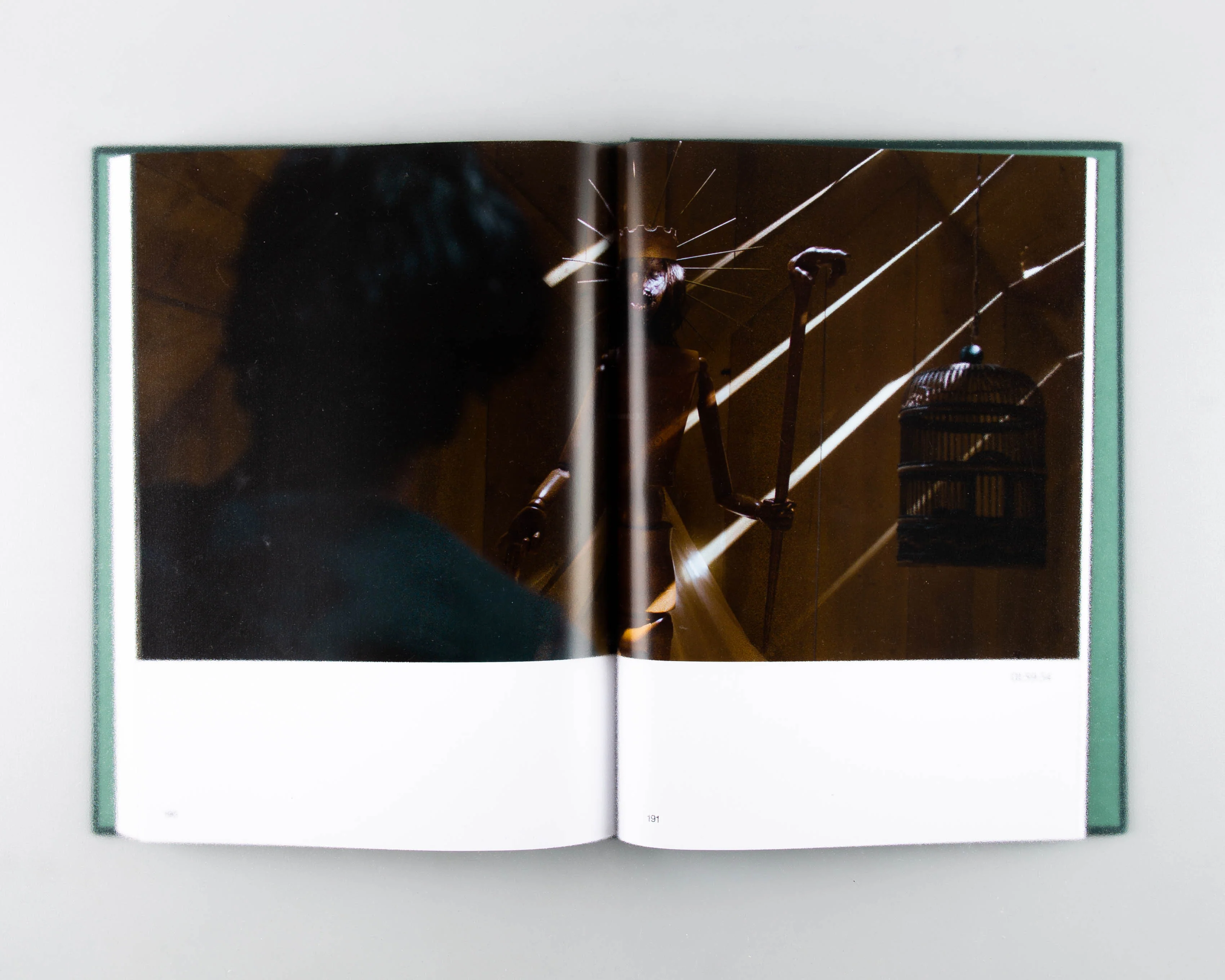 Hereditary Screenplay Book - Image 4