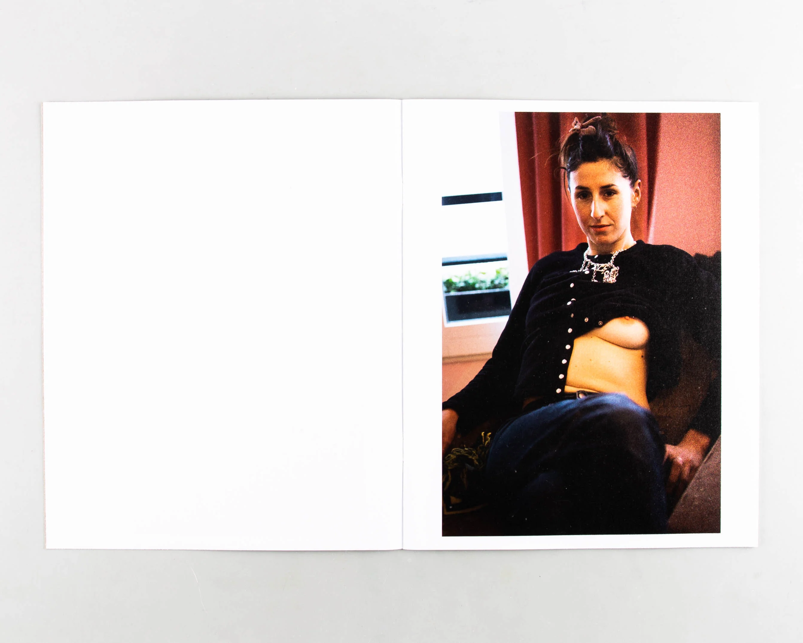 Hotel Amour (signed) - Image 3