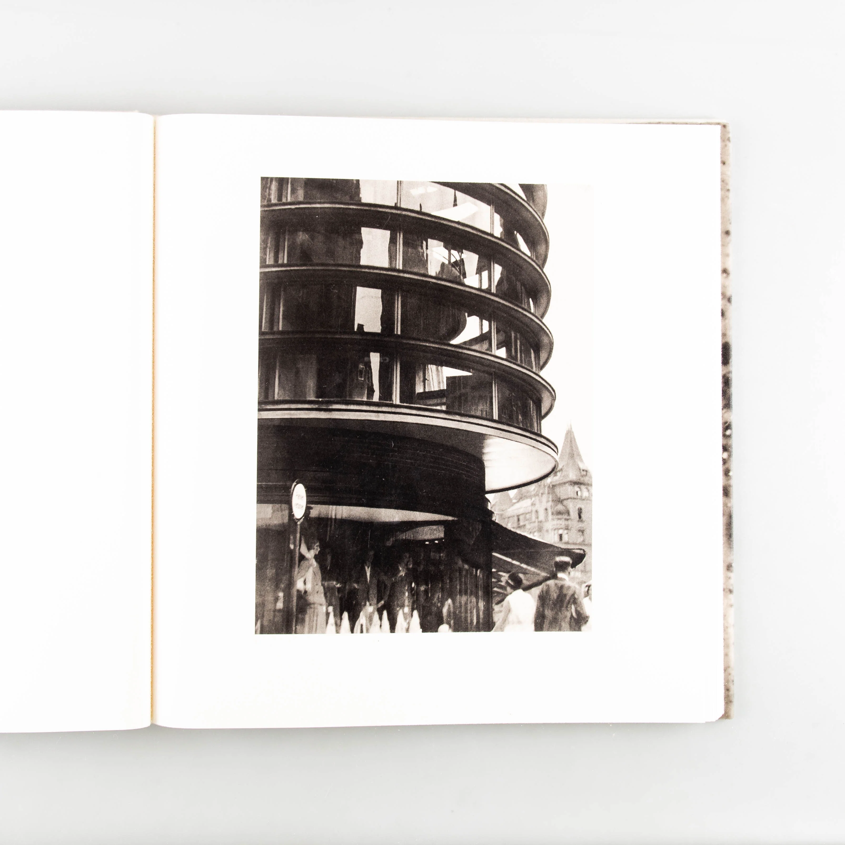 IWAO YAMAWAKI - Image 9