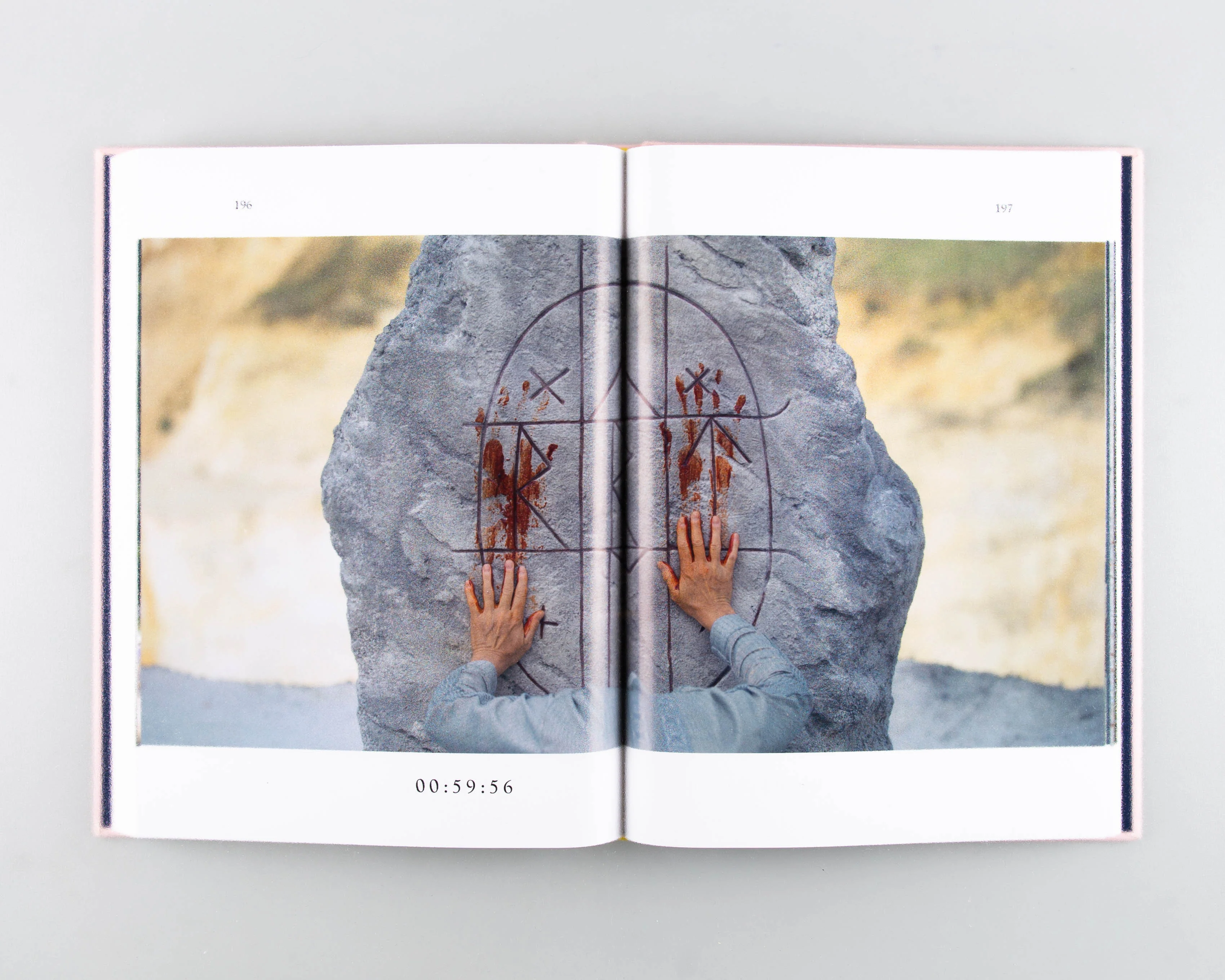 Midsommar Screenplay Book - Image 2