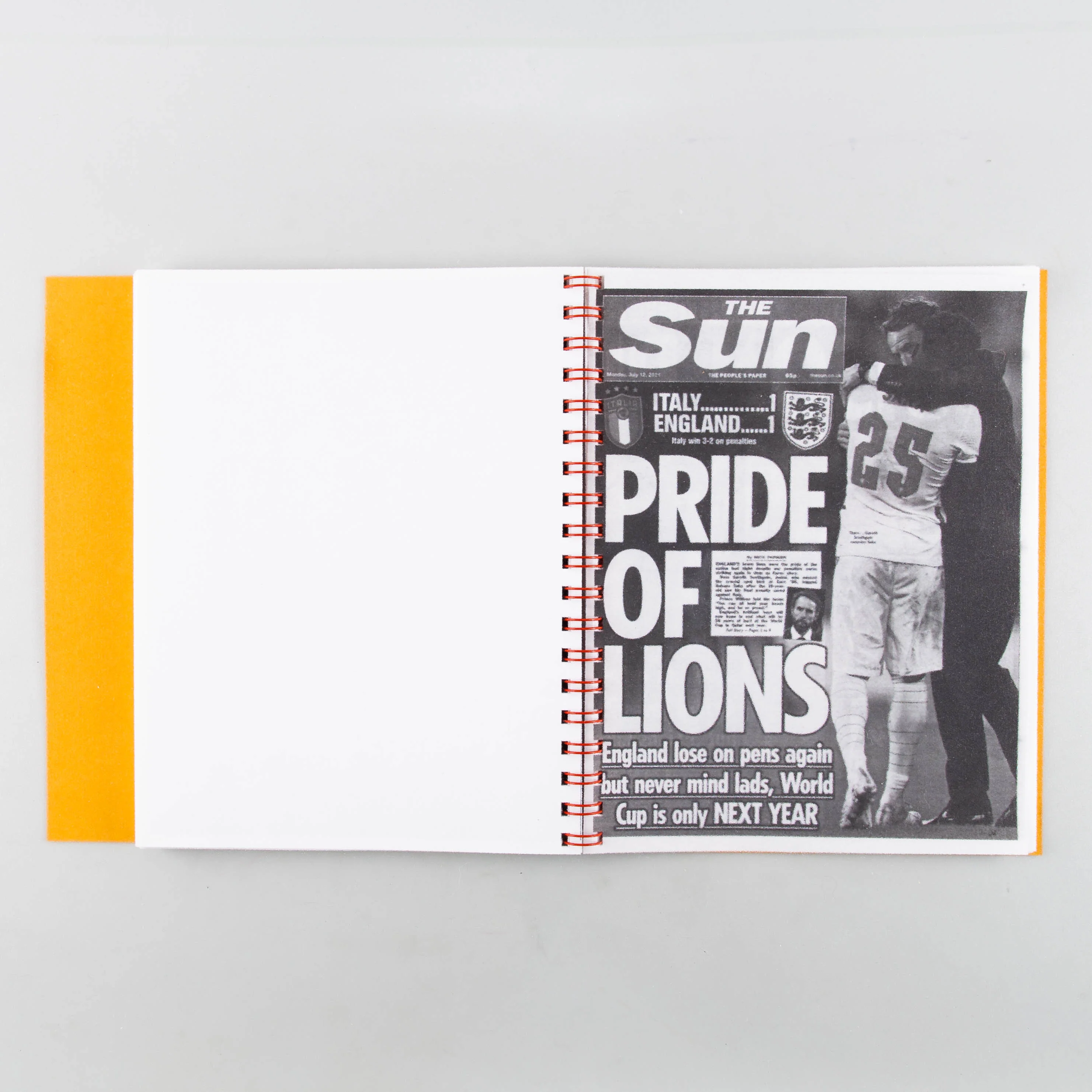 mind the gap, luv. - Image 10