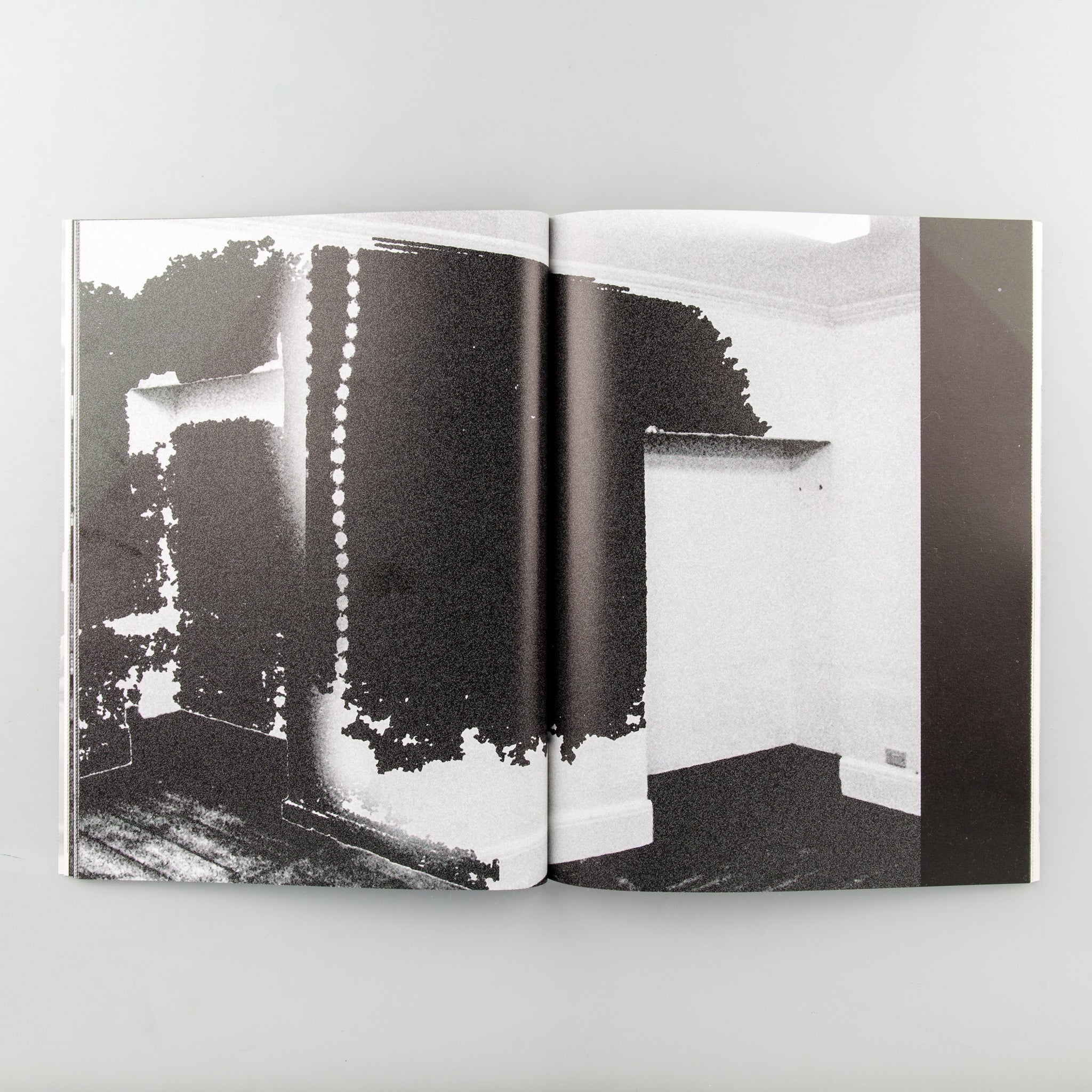 &MODEL - Image 4