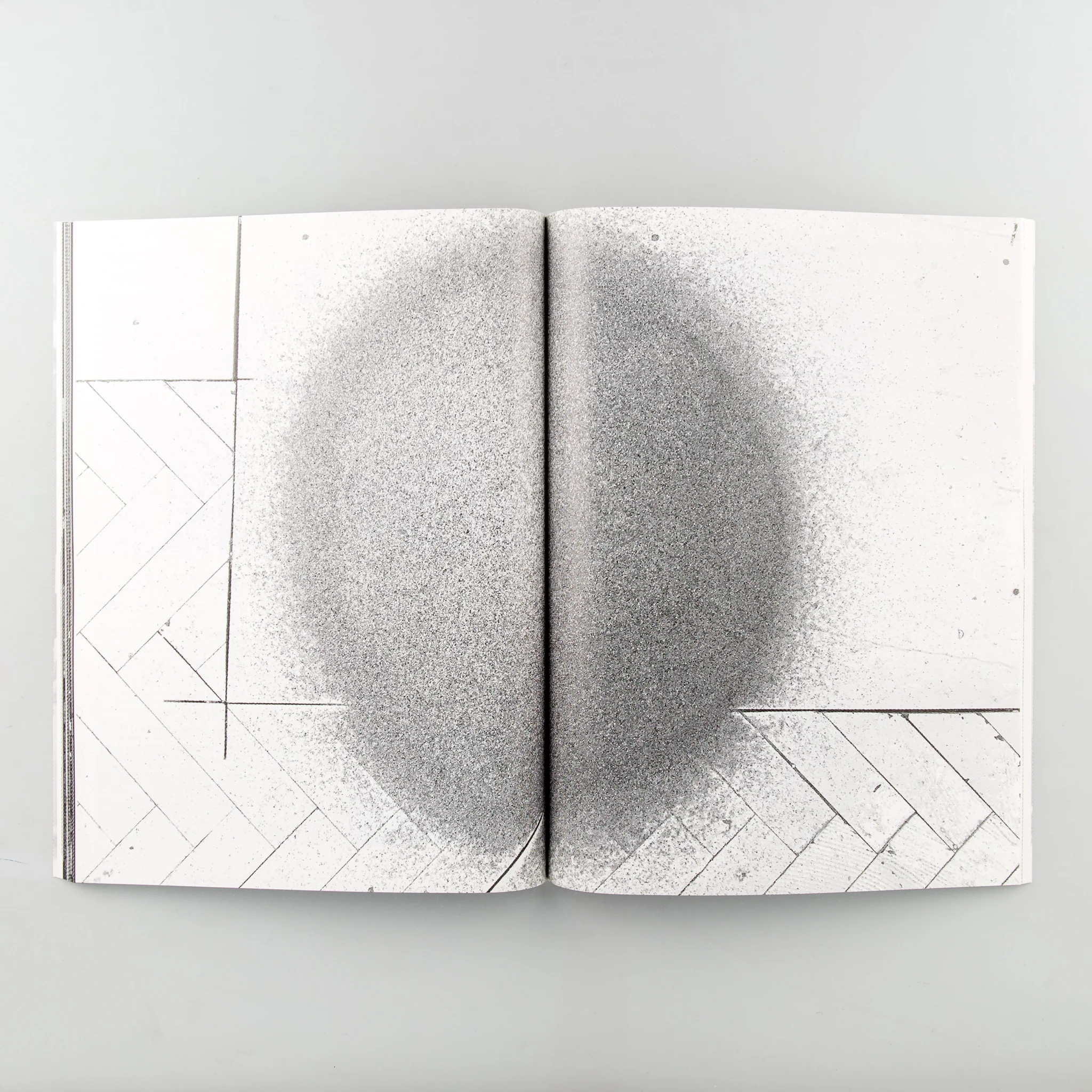 &MODEL - Image 5