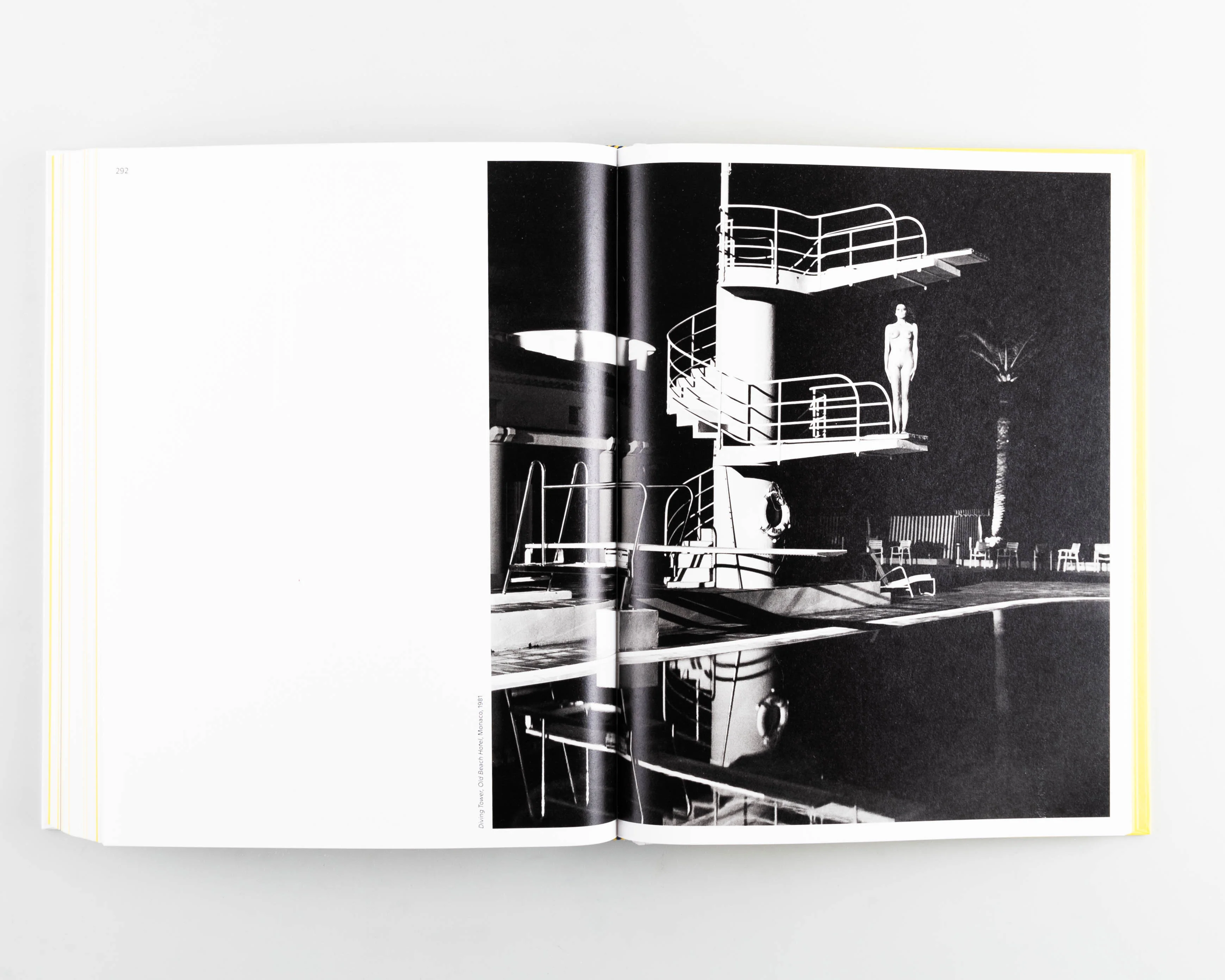 Newton, Riviera - Image 2