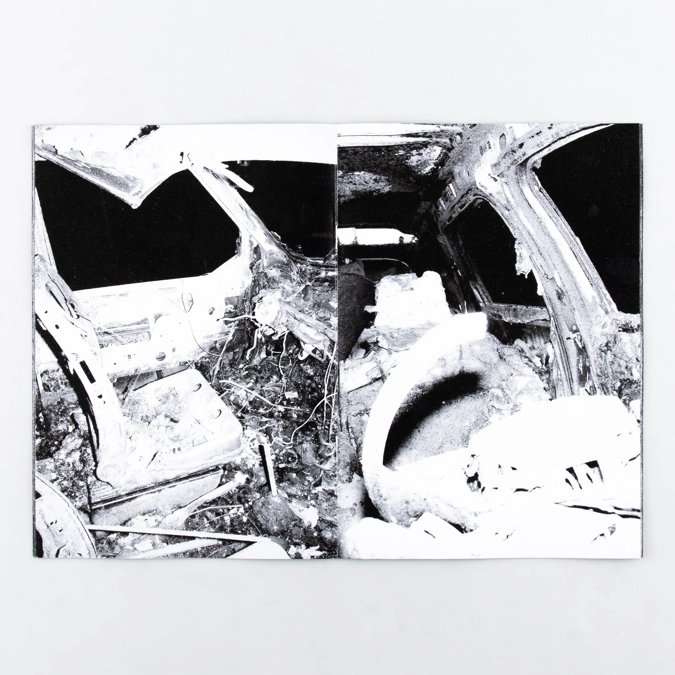 Pathology of Ruin: A Clinical Exploration of Berlin's Burned Automobiles - Image 4