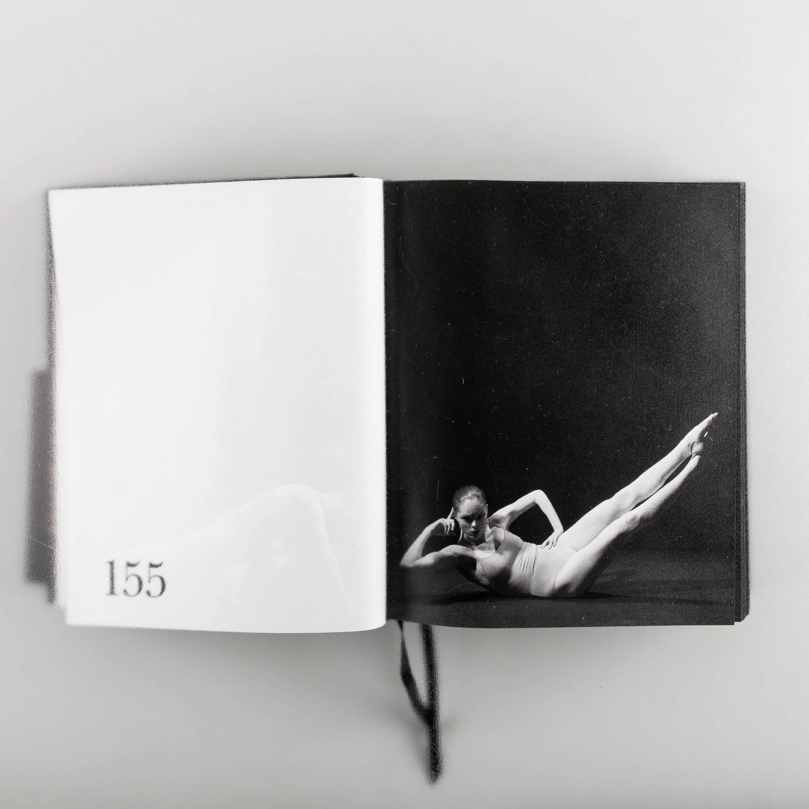 Study of Pose: 1,000 Poses by Coco Rocha - Image 6