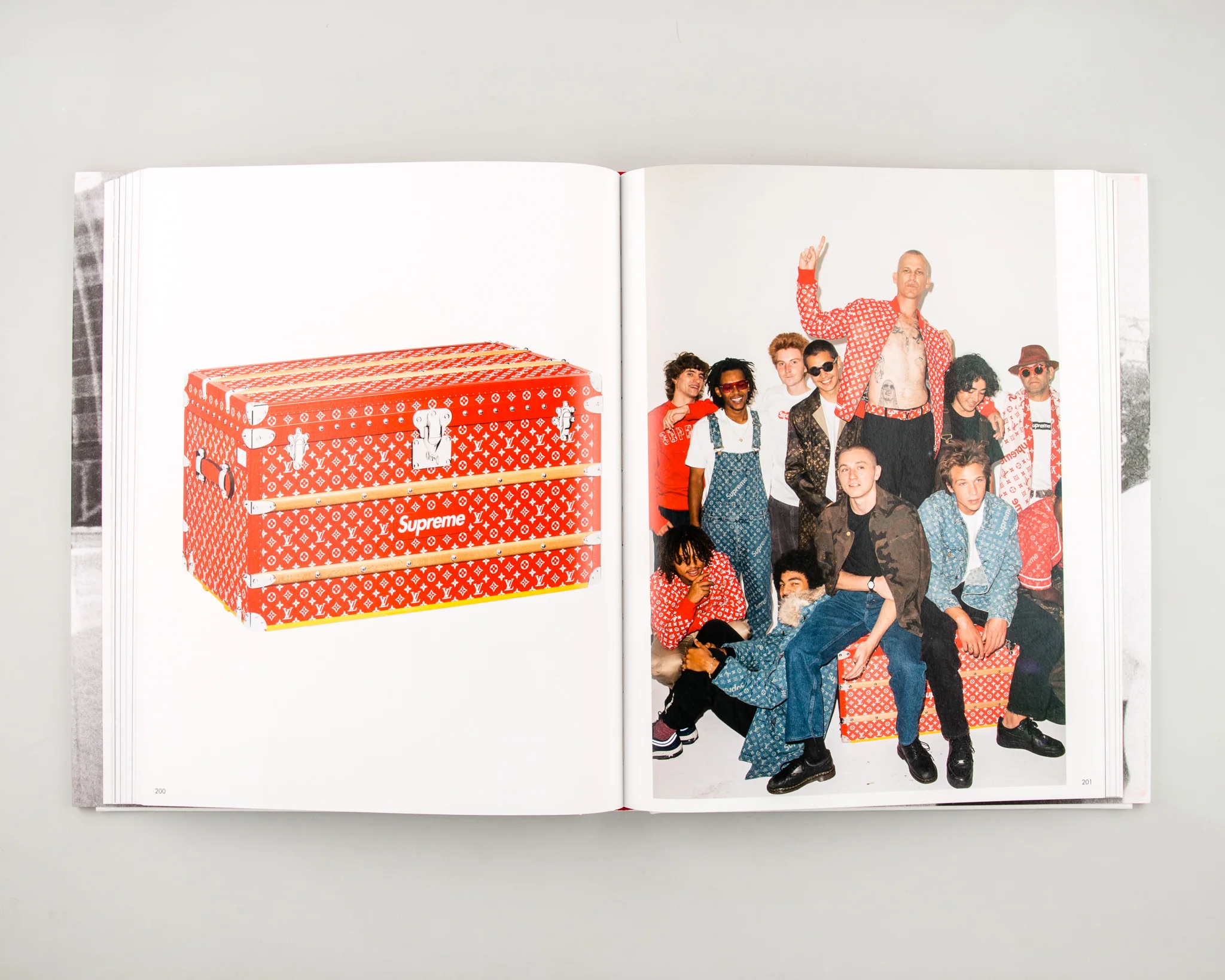 Supreme - Image 6